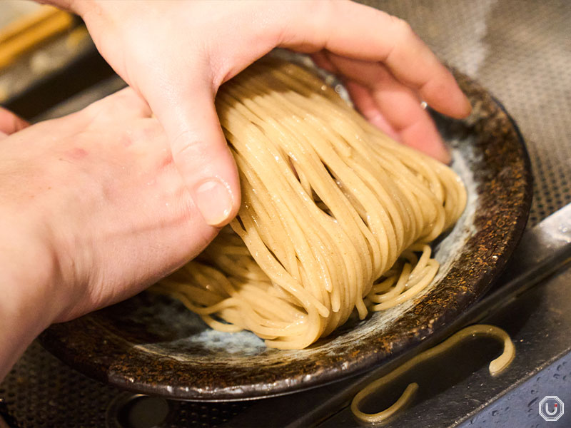 Making Hiyajiru Tsukemen