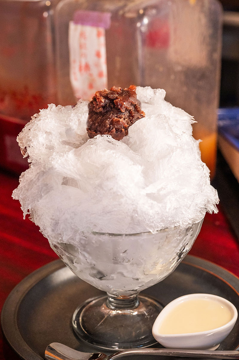 上野にあるかき氷専門店　上野かき氷専門店四代目大野屋氷室本店のかき氷