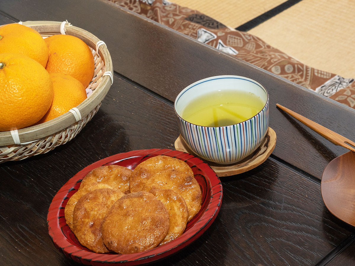 Assorted senbei display