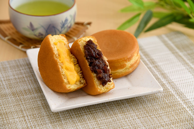 Freshly made imagawayaki