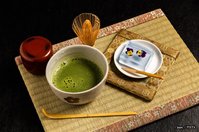 items from a Japanese tea ceremony