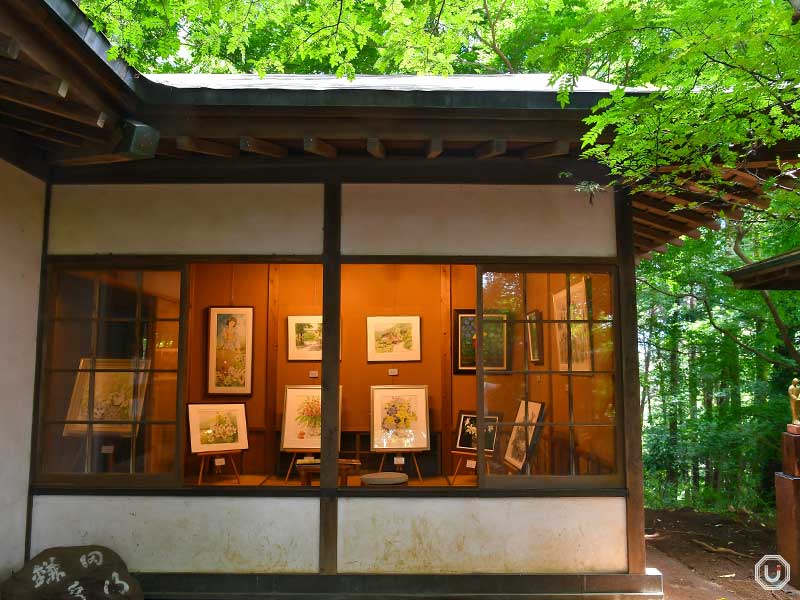 峠の小さな美術館