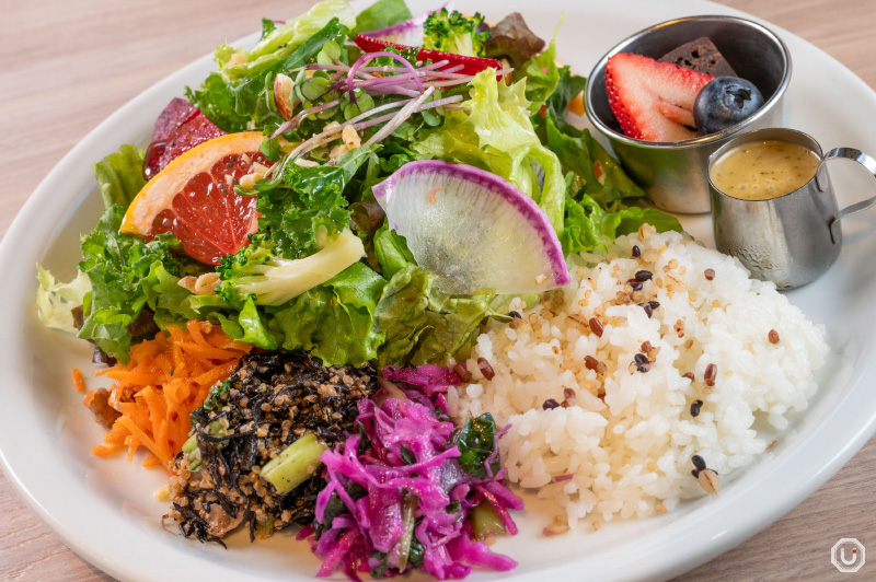 Vegan Salad & Rice Plate at EVERYONEs CAFE