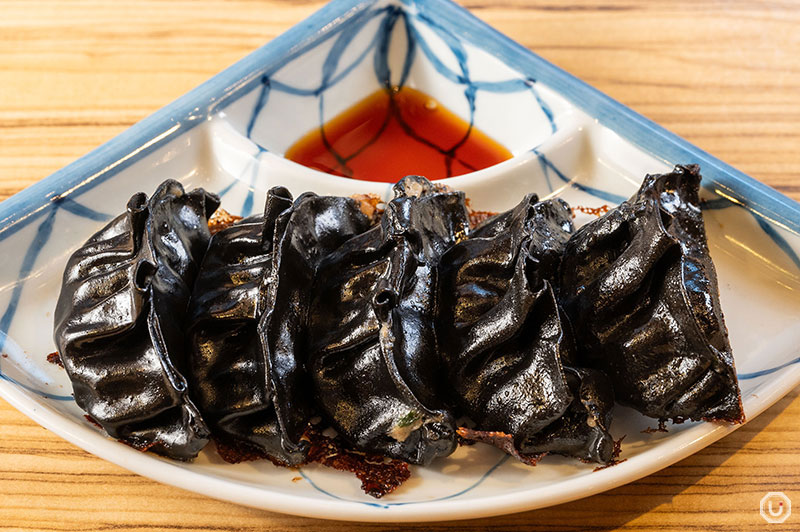 Black Pepper Kakekomi Gyoza