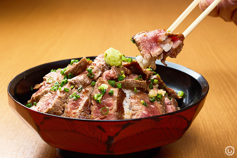新宿にある定食店、大かまど飯 寅福の定食