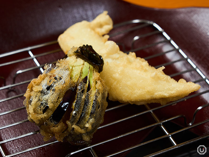 Tempura at Tensuzu in Ueno