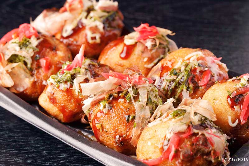 takoyaki topped with beni shoga